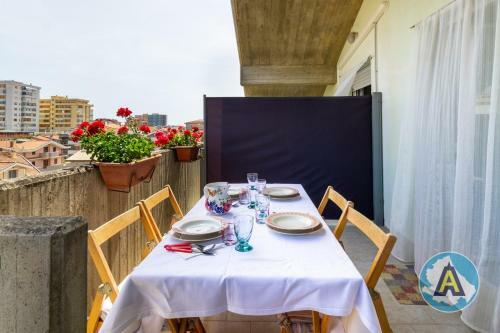 Apartamento Deliziosa Mansarda A Due Passi Dal Mare
