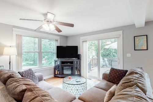 Sheldrake Cove Retreat