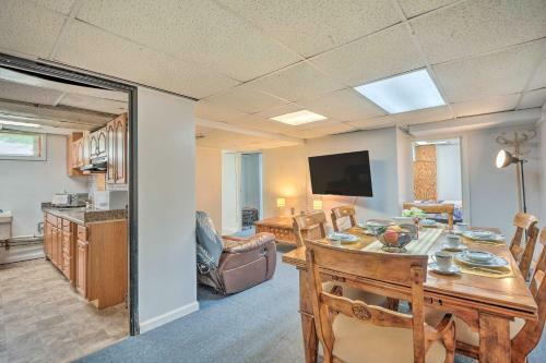 College Park Apartment About 2 Mi To Downtown!