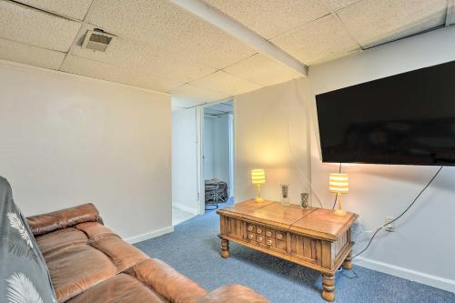 College Park Apartment About 2 Mi To Downtown!