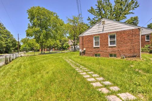 College Park Apartment About 2 Mi To Downtown!