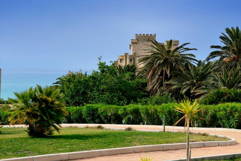 Hotel Falconara Charming House & Resort