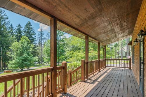 Dancing Bear Lodge