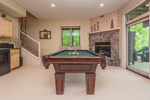Play-a-way Chalet