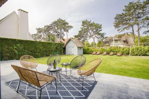 Villa Luxueuse Chaumi�re 4 Chambres Avec Jardin