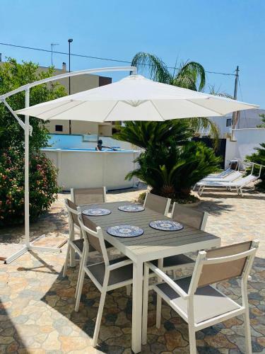 Villa Verde Nel Cuore Del Salento Con Piscina