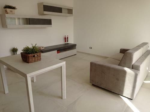 Gelsimori Apartments