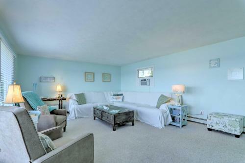 Bayfront Wareham Retreat With Private Beach!