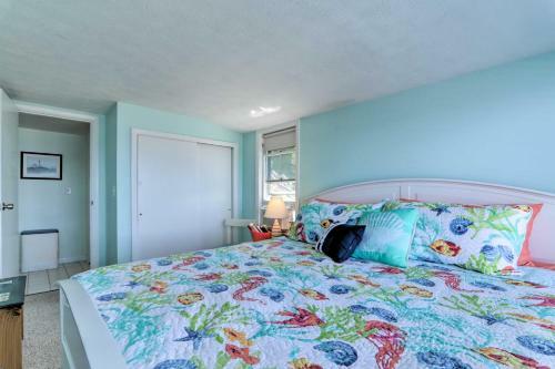 Bayfront Wareham Retreat With Private Beach!