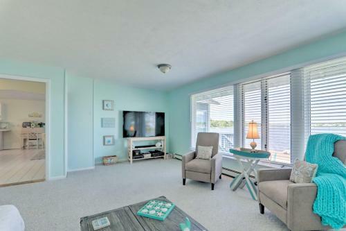Bayfront Wareham Retreat With Private Beach!