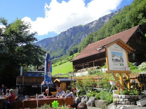 Hotel Urirotstock