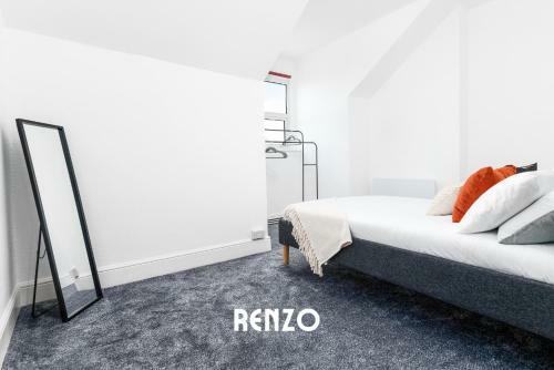 Stunning 2 Bed Apartment With Free Parking & Wifi