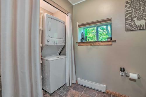 Secluded Getaway Near Orv, Equestrian Trails!