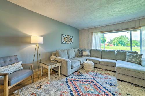 Large Home - Near Downtown, Beach And Marina!