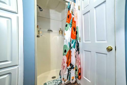 Large Home - Near Downtown, Beach And Marina!