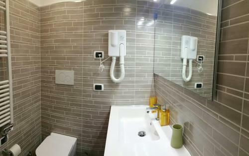 B&B Smart House