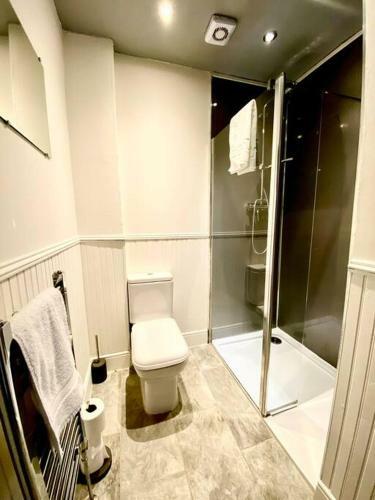 Anchored Homely Apartment In Historic Centre