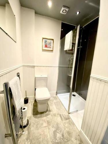 Anchored Homely Apartment In Historic Centre