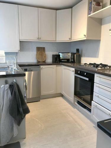 Emerson House. Close To Poole Harbour & Town Centre