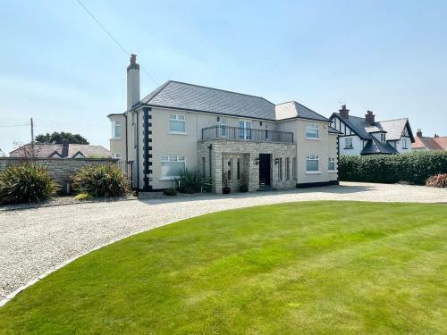 Sunnyside Lodge - Mcafee Holiday Lettings