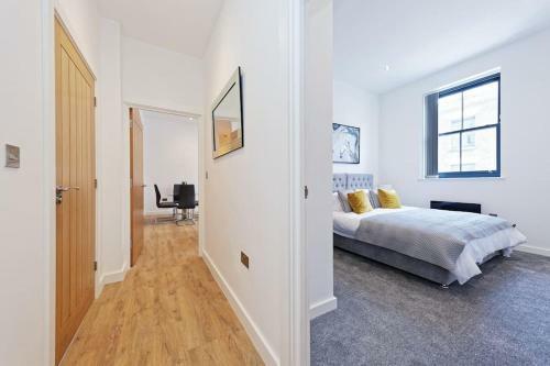 The Courthouse. 3 Bedroom, Brand New Apartment