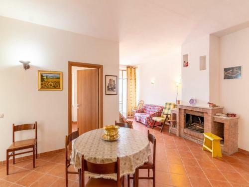 Inviting Apartment In Umbria With Garden