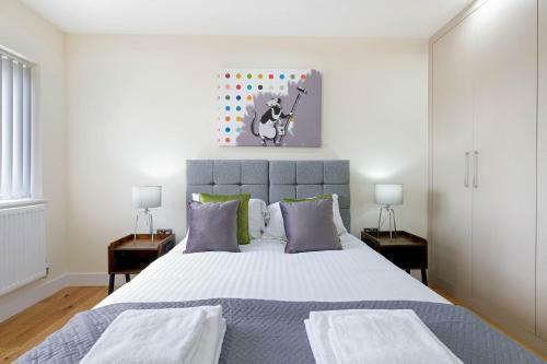 Oxford Rd 2 Bed Serviced Apartment 06 With Parking, Reading