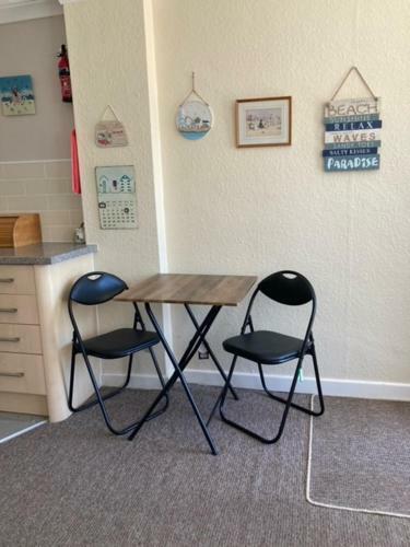 Chalet 14 (charisma 2) Sandown Bay Holiday Centre