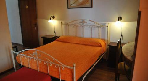 Hostal Baia Dei Turchi Locazione Turistica