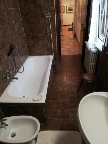 Classic Rho Apartment