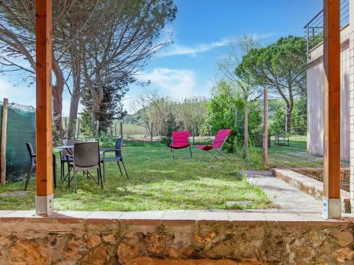 Tranquil Apartment In Riparbella With Garden