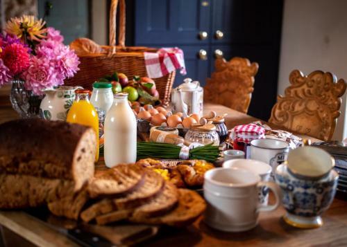 Historic Country Cottage: Spa Facilities & Catering