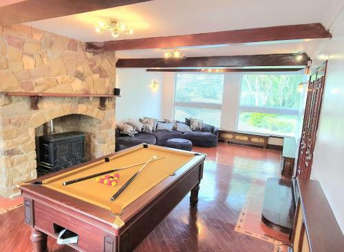 6-bedroom Spa Home With Pool Hottub & Bar