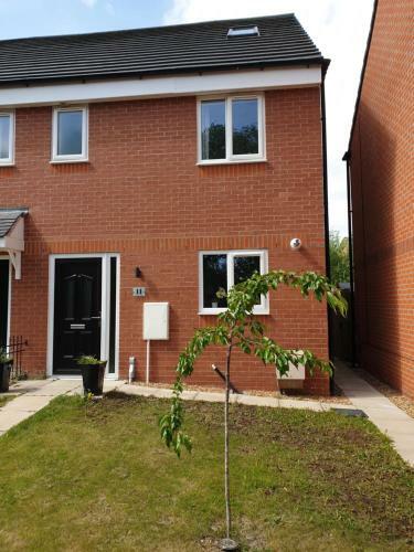 Cheerful 1 Private Room-ensuite With Free Parking