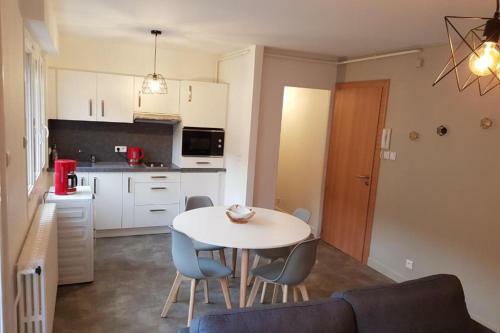 Charming Apartment In The City Center