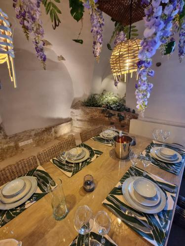 Piscine Troglodyte Avec Vue Incroyable � Gordes