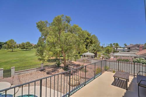 Luxe Oasis On Golf Course About 8 Mi To Lake Mead