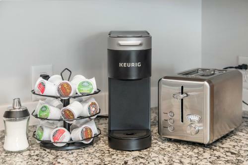 Apartamento Stunning Midtown Oasis - King & Queen Beds!