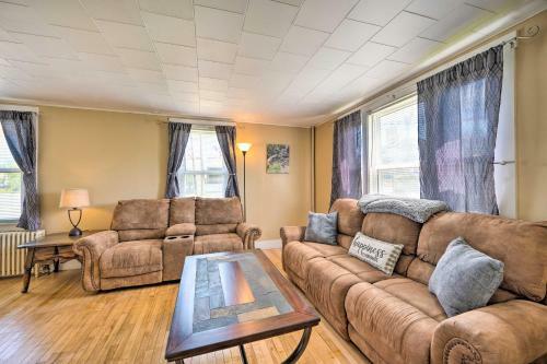 Main Street Colebrook Apartment On River Walk