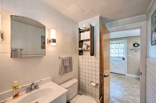 Main Street Colebrook Apartment On River Walk