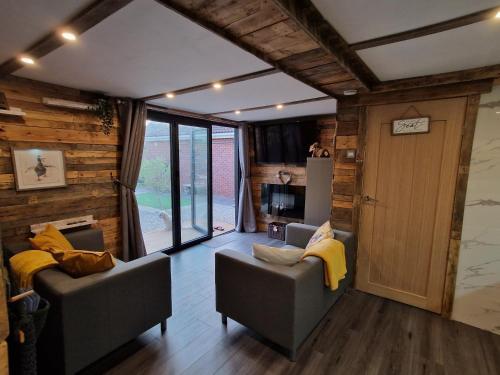 Birdsong Lodge - Peaceful Stunning And Stylish
