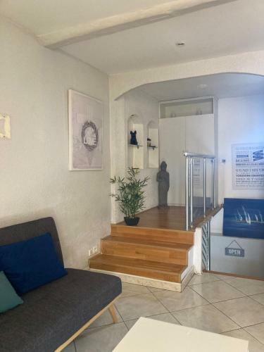 Charmante Maison, 3 Pi�ces, 2 Chambres Avec Jardin