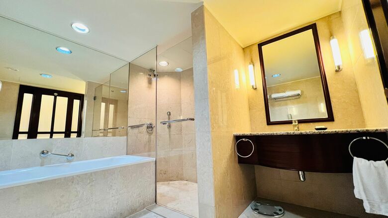 The Bristol Hotel Dubai