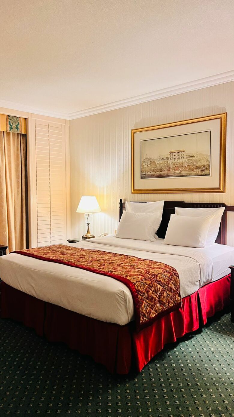 The Bristol Hotel Dubai