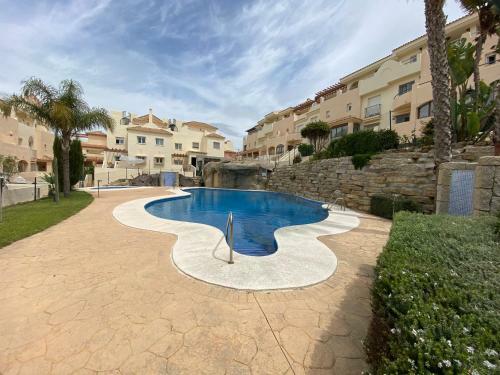 Spacious Family House Near Beach