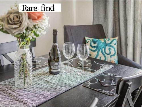 Lovely Apartment 1 King 4 Single Beds