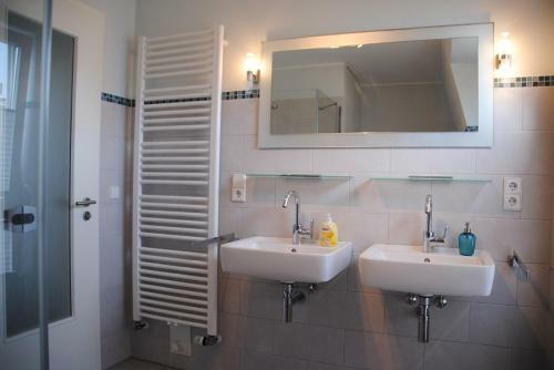 Kapit�nshaus Kapit�nshaus C4 Tidenhus