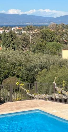 Apartamento Grand Studio Avec Piscine Presqu'�le De Giens