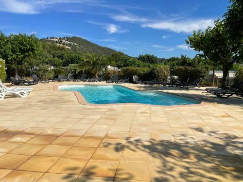 Mobil Home 550 M Plage De Ll Almanarre