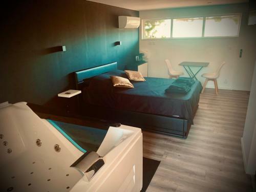 Hostal Love Room Du Pavillon